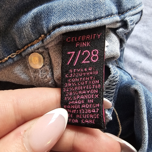 Light blue Jeans, very comfortable. - Picture 3 of 3